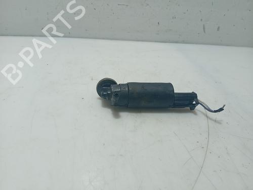 Used Washer pump TOYOTA AVENSIS (_T25_) 2.0 D-4D (CDT250_, CDT250R) (116 hp) 32096018