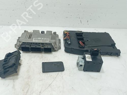 Used Electronic module Electronic module RENAULT MEGANE II Coupé-Cabriolet (EM0/1_) 1.9 dCi (120 hp) 34693501 34693501