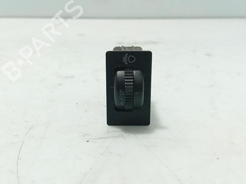 Mando luces TOYOTA AVENSIS Estate (_T25_) 2.0 D-4D (CDT250_, CDT250R) (116 hp) 31139066