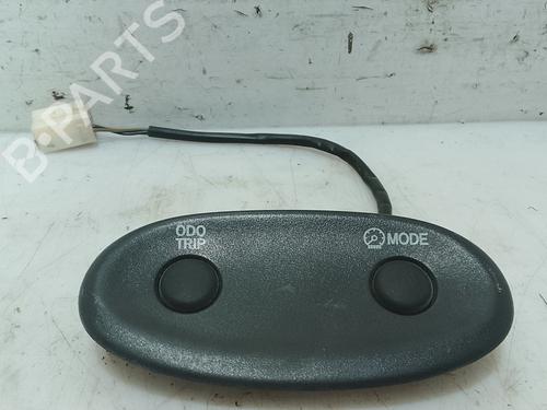 Used Electronic module Electronic module TOYOTA YARIS (_P1_) 1.3 (SCP12_, SCP13_, SCP12R, SCP13R) (87 hp) 39204103 39204103
