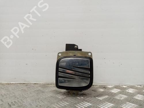 Used Tailgate handle Tailgate handle 18980276 18980276