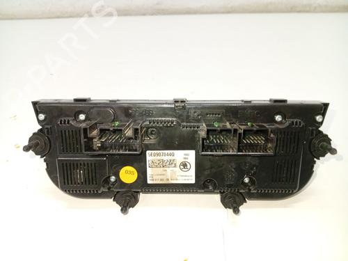 Climate control SKODA OCTAVIA III (5E3, NL3, NR3) 1.6 TDI | BP31105317I5 