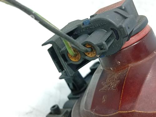 Right front indicator FORD FOCUS II (DA_, HCP, DP) 1.6 | BP32424668C33