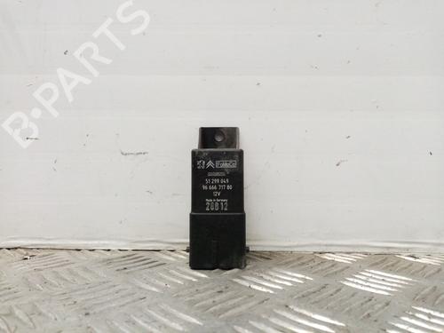 Used Electronic module Electronic module CITROËN C4 Coupe (LA_) [2004-2013] 18993089 18993089