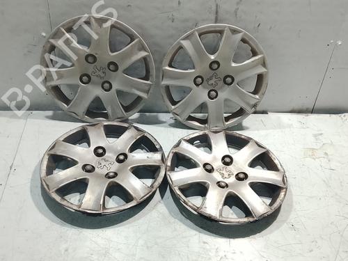 Used Hub cap Hub cap 38858946 38858946
