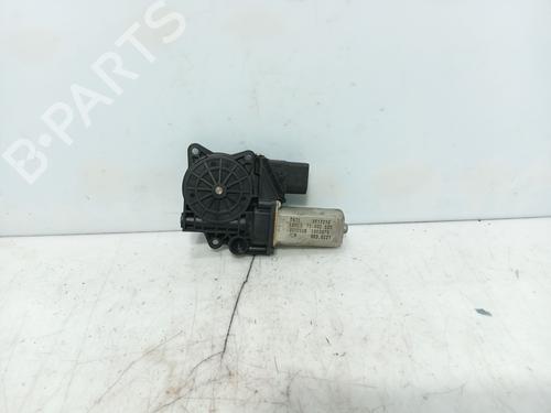 Vindusheismotor venstre bak Vindusheismotor venstre bak BMW 1 (E87) 116 d (116 hp) 37031002 37031002