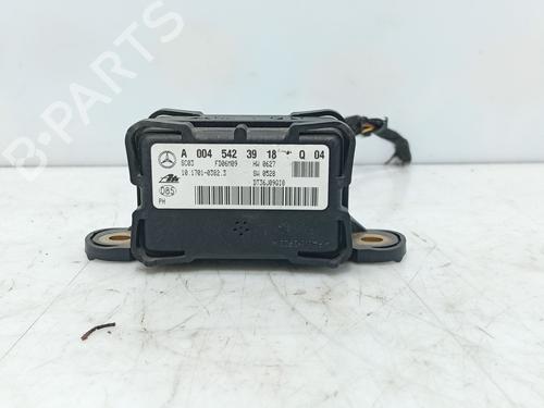 Used Electronic module Electronic module MERCEDES-BENZ M-CLASS (W164) ML 280 CDI 4-matic (164.120) (190 hp) 33869007 33869007