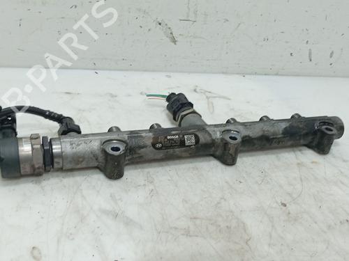 Used Injection rail Injection rail KIA SORENTO I (JC) 2.5 CRDi 4WD (140 hp) 36153136 36153136