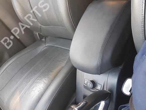 Used Armrest / Center console OPEL ANTARA A (L07) [2006-2017]  18986516