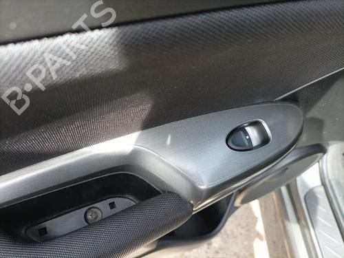 switch-honda-civic-viii-saloon-fd-fa-2005-2006-2007-2008-2009-2010-2011-2012-2013-24690160 main image