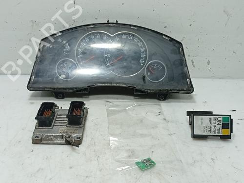 Used Control unit OPEL MERIVA A MPV (X03) 1.4 16V Twinport (E75) (90 hp) 32424760