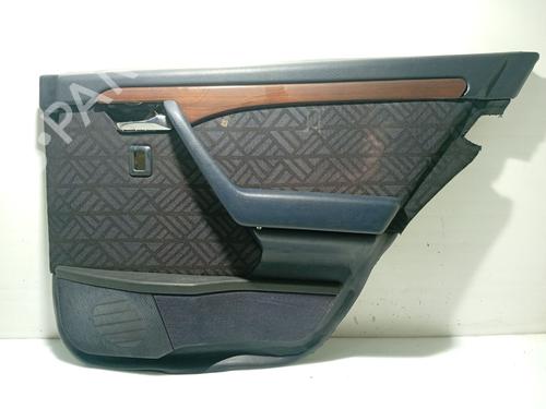 Garniture arrière droite MERCEDES-BENZ C-CLASS (W202) C 220 (202.022) (150 hp) 31105899