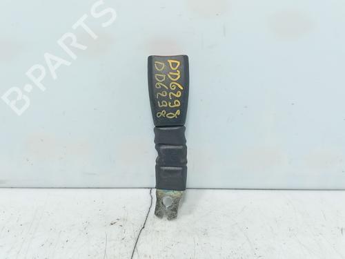 Sikkerhetsbelte-spenne Sikkerhetsbelte-spenne HYUNDAI GETZ (TB) 1.1 (63 hp) 37421300 37421300