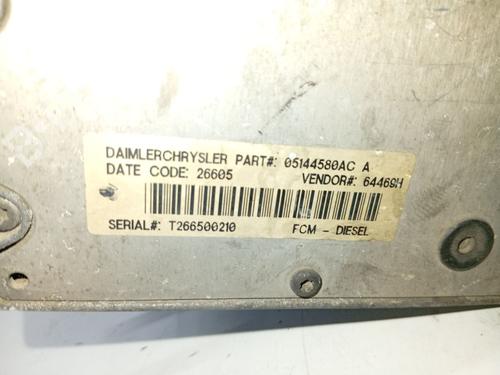 Fuse box CHRYSLER VOYAGER IV (RG, RS)  | BP31105576E1 