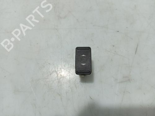 Interrupteur de vitre avant droite FORD FOCUS C-MAX (DM2) 1.6 (100 hp) 31111036