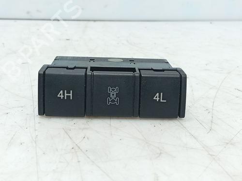 switch-ssangyong-rexton-rexton-ii-gab_-2002-40058663 main image