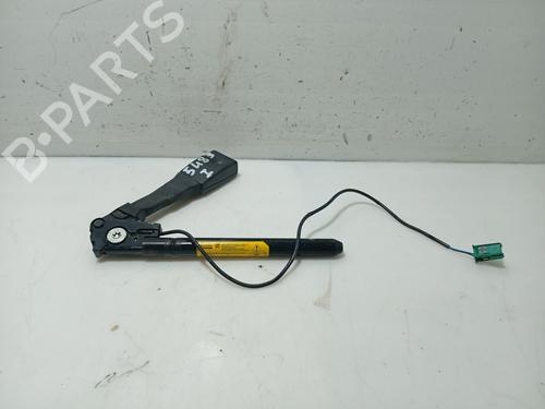 Used Seat buckle OPEL ASTRA H GTC (A04) [2005-2010]  31111106