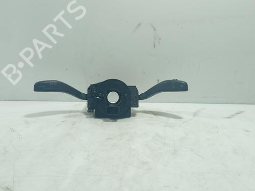 Commandes au volant Commandes au volant SEAT IBIZA III (6L1) 1.4 16V (86 hp) 34233109 34233109