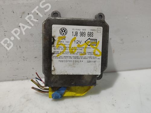 Used ECU airbags SEAT CORDOBA (6K1, 6K2) 1.9 SDI (68 hp) 31100975