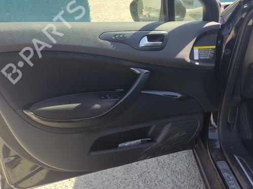 Rear center seatbelt CITROËN C5 III Break (RW_) 2.0 HDi 140 | BP32027757I27