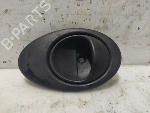 Maneta interior delantera derecha DAEWOO MATIZ (M100, M150) 0.8 (52 hp) 31101052