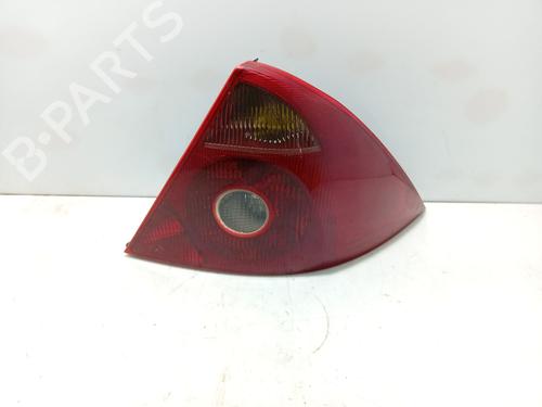 right-taillight-ford-mondeo-iii-saloon-b4y-2000-2001-2002-2003-2004-2005-2006-2007-32220380 main image