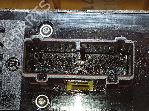 Left front window switch VOLVO V50 (545) 2.0 D | BP33928593I27  - Image 5