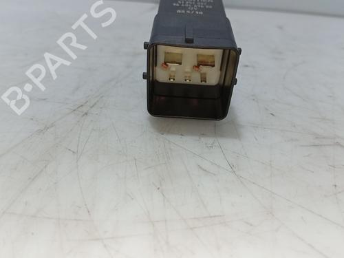 Fuse box CITROËN C5 III Break (RW_) 2.0 HDi 140 | BP32035187E1 - Image 3