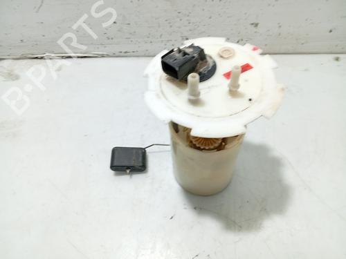 Used Fuel pump CHEVROLET AVEO / KALOS Hatchback (T200) 1.2 (72 hp) 31107996