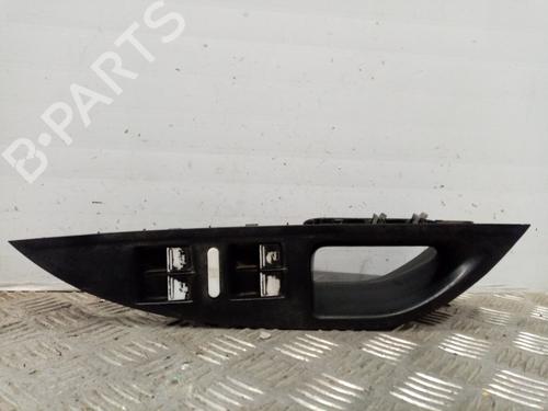 Used Left front window switch SEAT ALTEA (5P1) 1.9 TDI (105 hp) 18994599