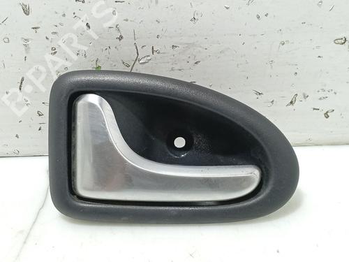 Venstre foran invendig håndtak RENAULT MEGANE I (BA0/1_) 1.9 dCi (BA05, BA1F) (102 hp) 31107871