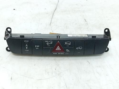 Used Warning switch Warning switch MERCEDES-BENZ M-CLASS (W164) ML 280 CDI 4-matic (164.120) (190 hp) 33855430 33855430