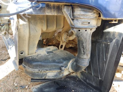 Luftfiltergehäuse für PEUGEOT 206 Hatchback (2A/C) 1.4 i (75 hp) 23338404