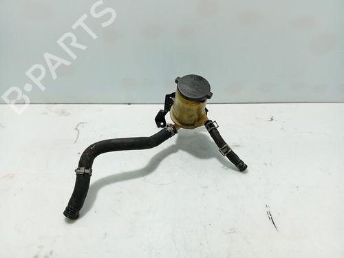 Servostyringsbeholder TOYOTA AVENSIS Estate (_T25_) 2.0 D-4D (CDT250_, CDT250R) (116 hp) 31337801