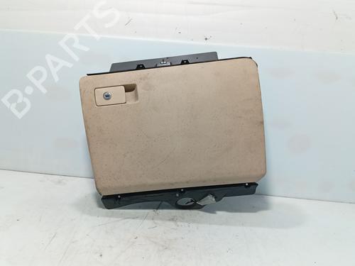 Used Glove box Glove box 36798737 36798737