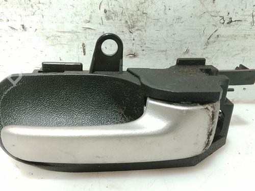 Used Rear right interior door handle Rear right interior door handle 39204025 39204025