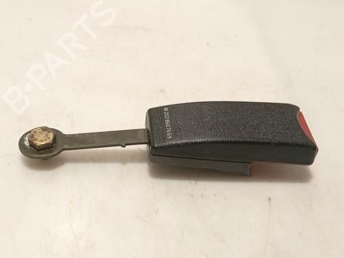 Engache cinturón MERCEDES-BENZ C-CLASS (W202) C 220 (202.022) (150 hp) 32026447