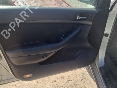 Headlight switch TOYOTA AVENSIS Estate (_T25_) 2.0 D-4D (CDT250_, CDT250R) | BP31139066I24