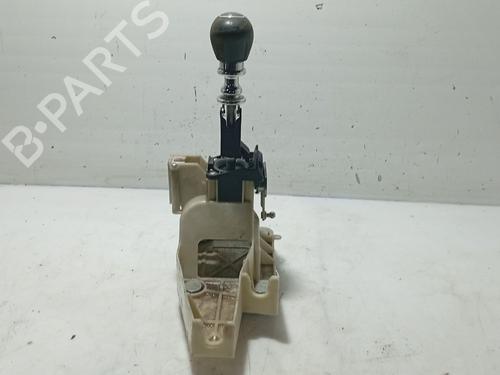 Gear lever FORD MONDEO III Saloon (B4Y) 2.0 16V TDDi / TDCi | BP24885853M90