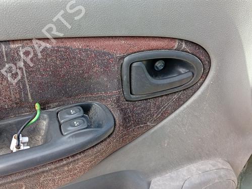 Lève-vitre arrière droit RENAULT SCÉNIC I MPV (JA0/1_, FA0_) 1.9 dTi (JA0N) | BP31111244C25 