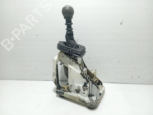 Selector da caixa PEUGEOT 308 I (4A_, 4C_) 2.0 HDi (136 hp) 31101713
