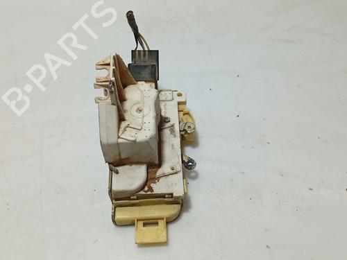 Højre fortil lås FORD FOCUS I (DAW, DBW) 1.8 Turbo DI / TDDi (90 hp) 31100481