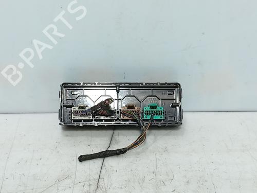 Used Fuse box Fuse box 36529617 36529617