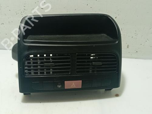Rejilla aireadora FIAT LINEA (323_, 110_) 1.4 (77 hp) 31314365
