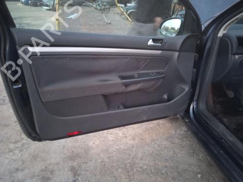 Andre VW GOLF V (1K1) 1.9 TDI | BP31101373O1 