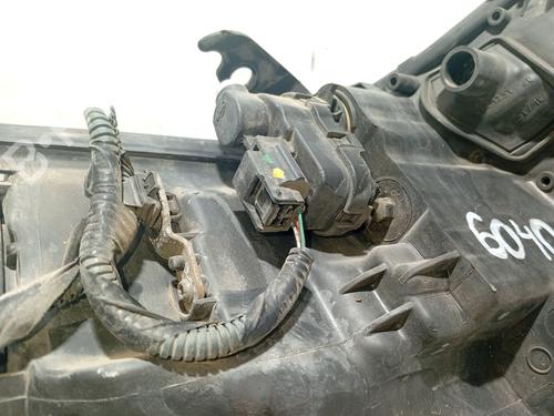 Left headlight TOYOTA AURIS Estate (_E18_) 1.8 Hybrid (ZWE186_, ZWE186R, ZWE186H) | BP31102180C28 