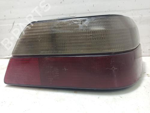 Højre baglygte PEUGEOT 605 (6B) [1989-1999]  31106138