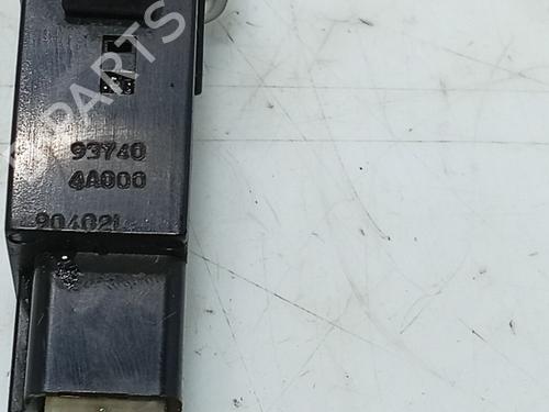 Switch HYUNDAI H-1 / STAREX Bus (A1) 2.5 TD | BP38728743I30 - Image 2