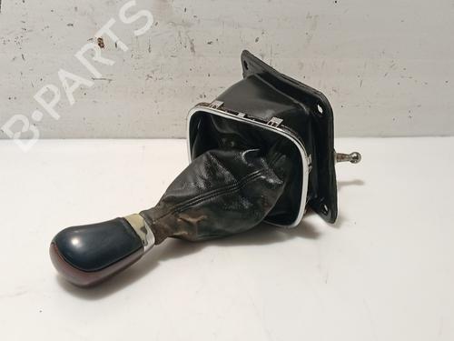 Used Gear lever SUZUKI GRAND VITARA I (FT, HT) 2.0 HDI 110 16V 4x4 (SQ420D, TD83V, JA420WD) (109 hp) 31125753