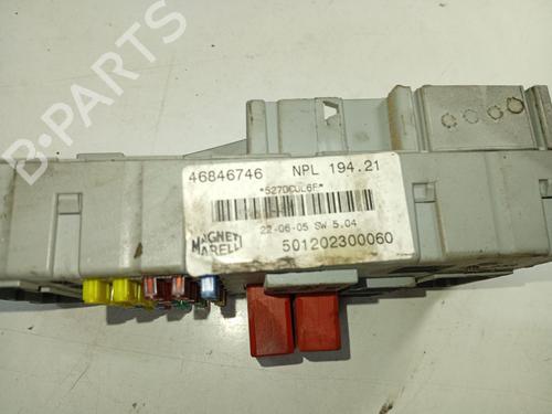 Fuse box FIAT CROMA (194_) 1.9 D Multijet (194AXB1B) | BP31104842E1 
